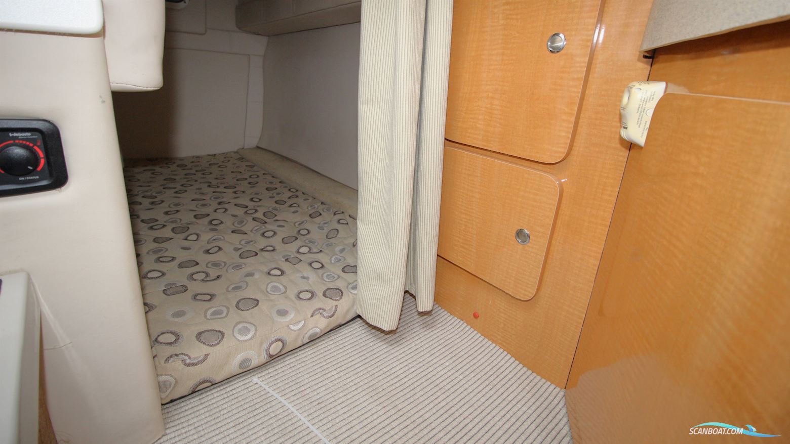 Larson Cabrio 260 Diesel 