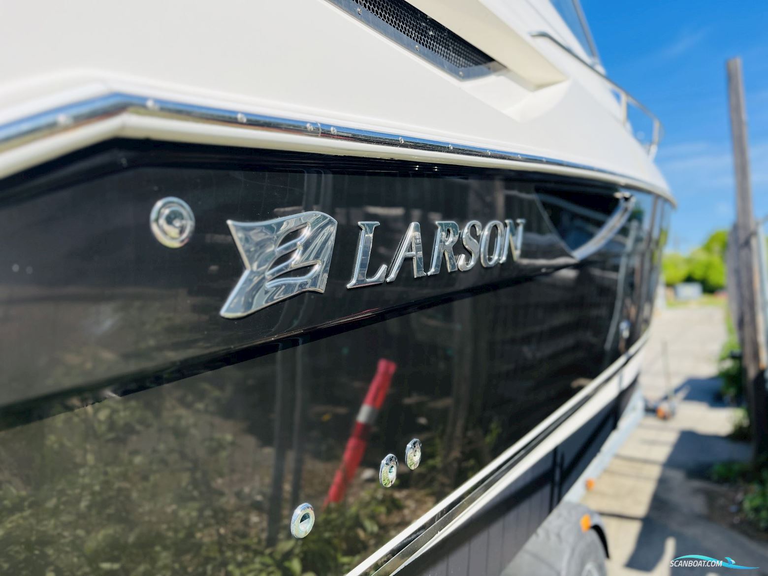 Larson Cabrio 777