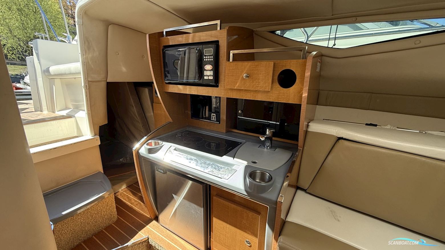 Larson Cabrio 777