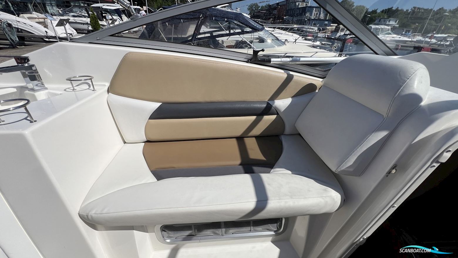 Larson Cabrio 777
