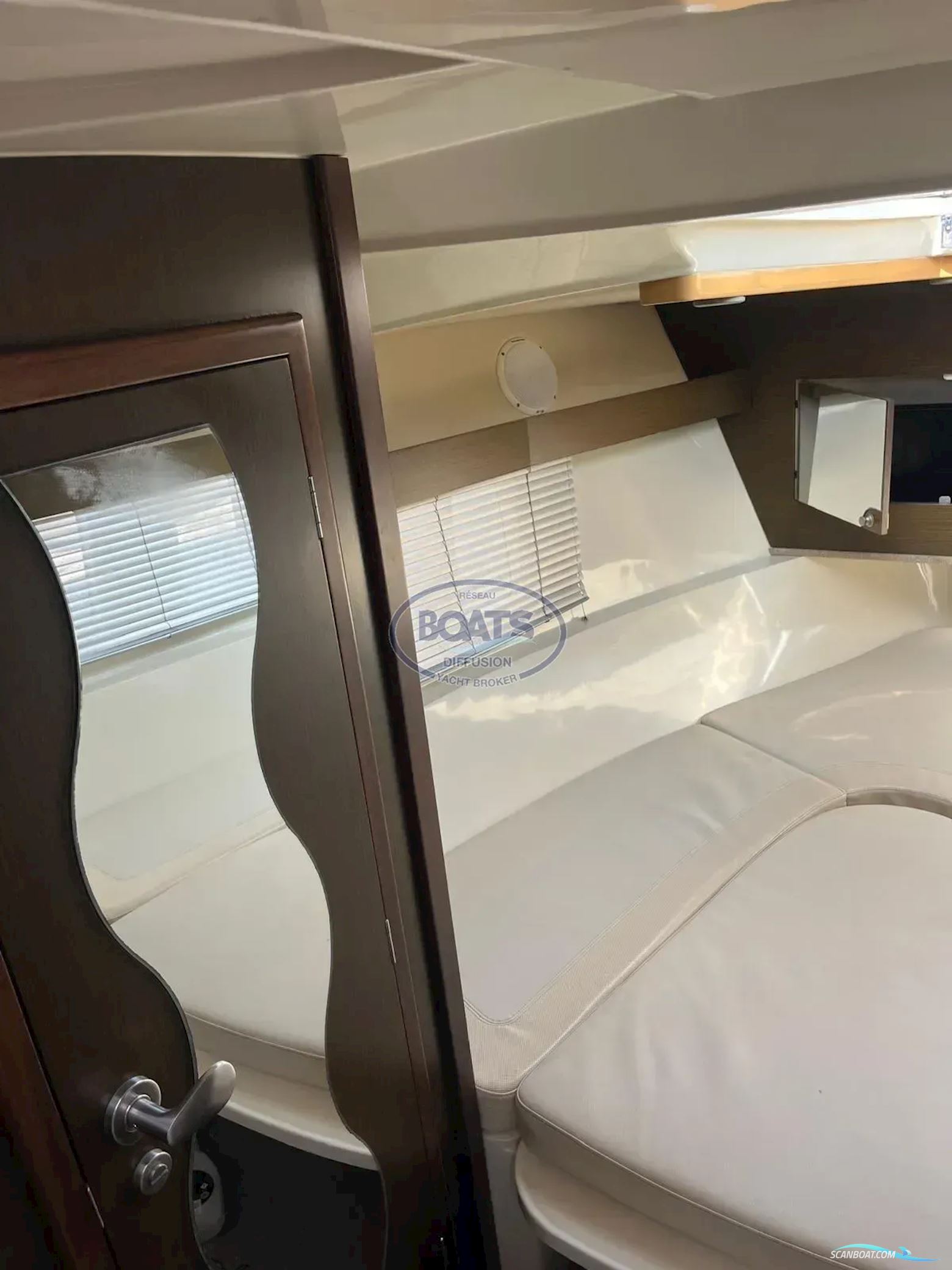 Lexsia  Silence 26