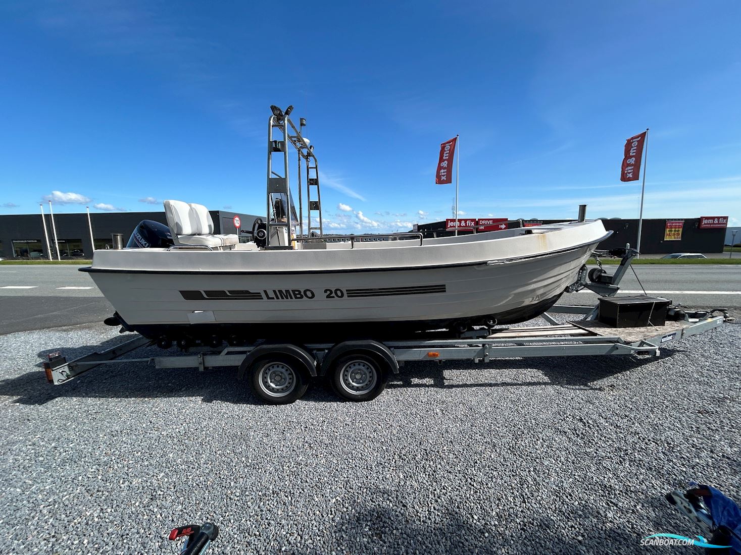 Limbo 20 Med Suzuki DF90A