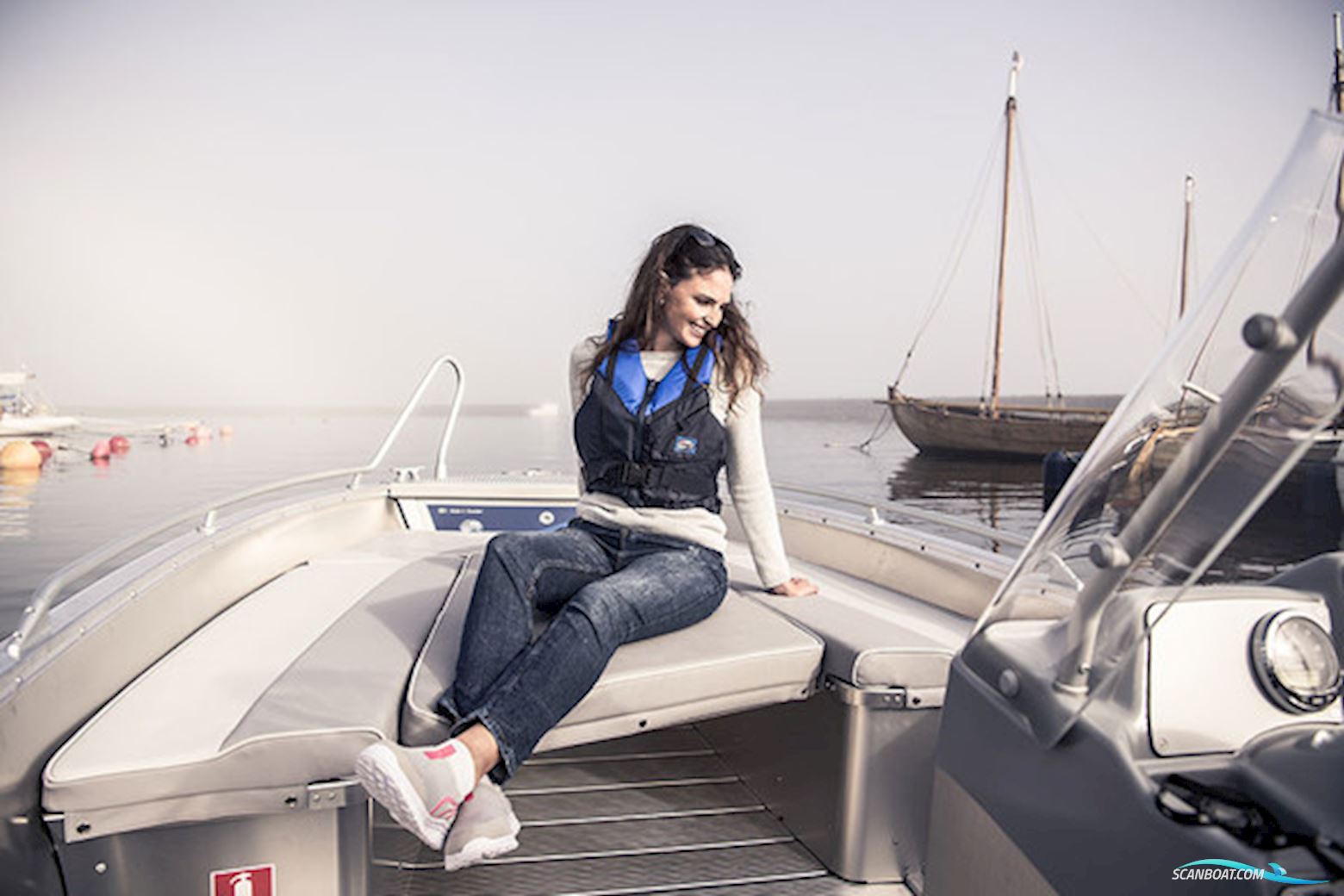 Linder Arkip 460 med 50 hk Mercury-EFI 4 takt og udstyr