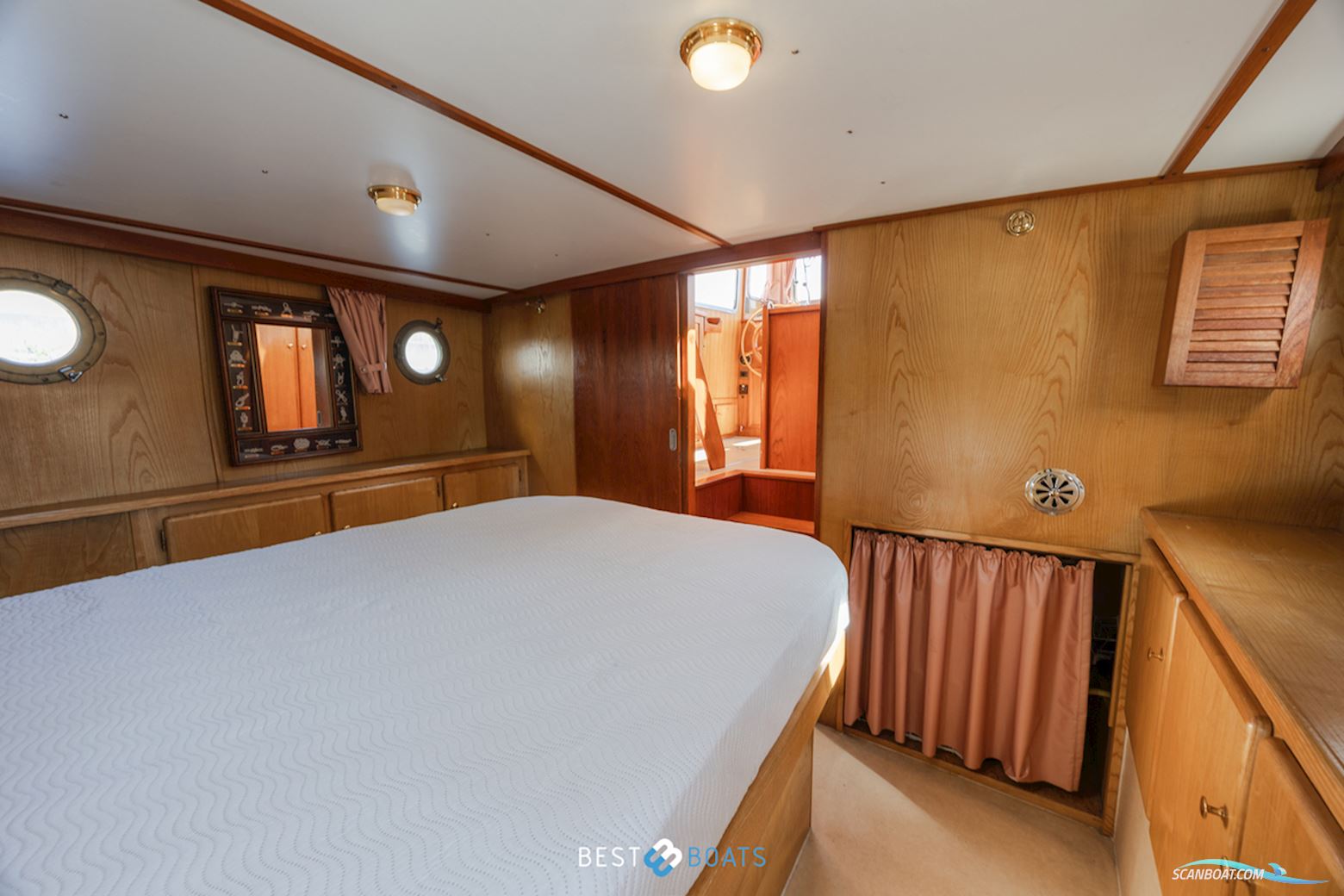 Linssen  St. Jozef 1050 Salon AK-L