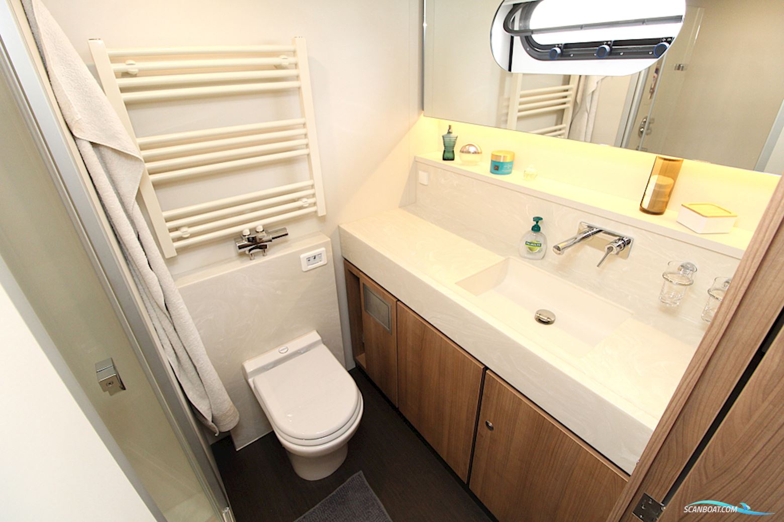 Linssen 55 SL AC Variotop