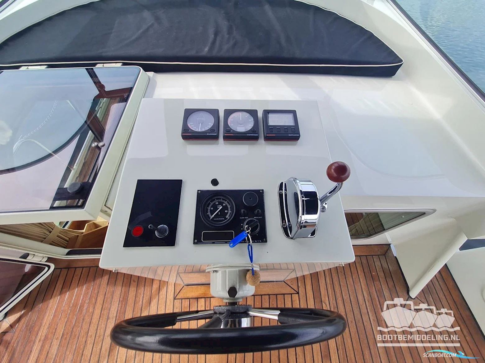 Linssen Dutch Sturdy 320 AC Royal