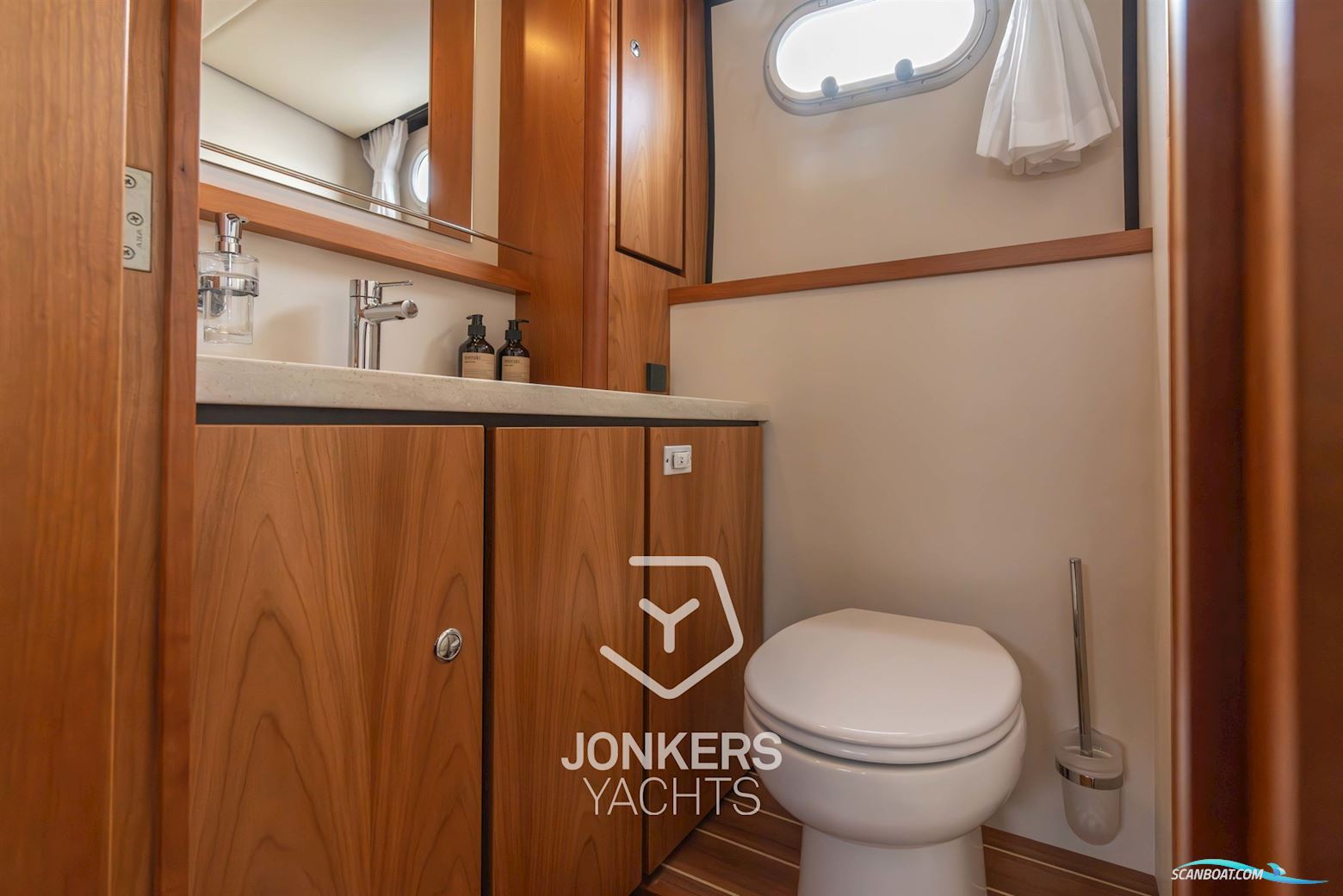 Linssen Grand Sturdy 40.0 AC