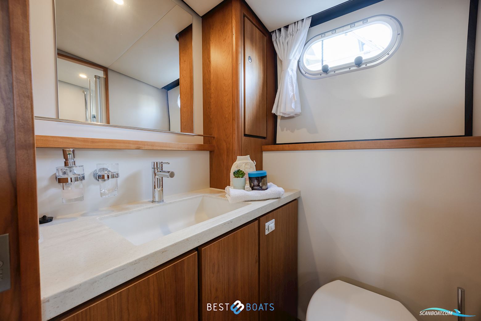 Linssen Grand Sturdy 40.0 AC