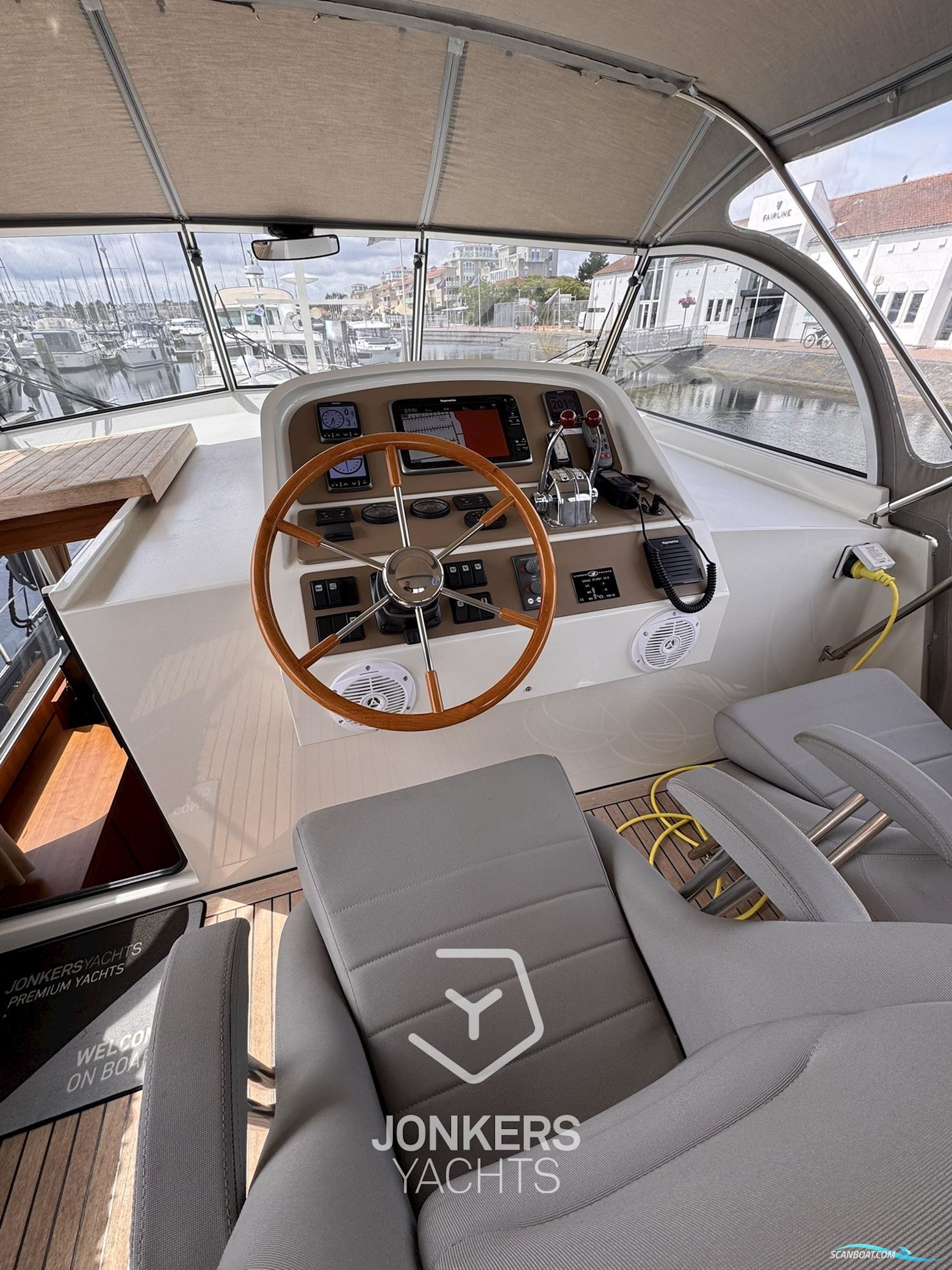Linssen GRAND STURDY 40.9 AC TWIN "BRILLIANT EDITION"