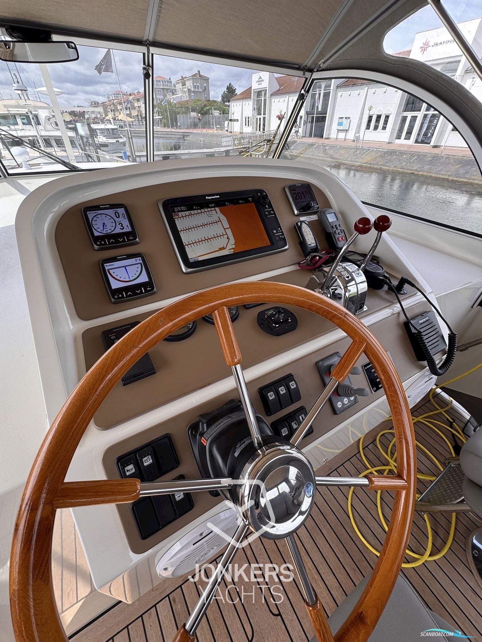 Linssen GRAND STURDY 40.9 AC TWIN "BRILLIANT EDITION"