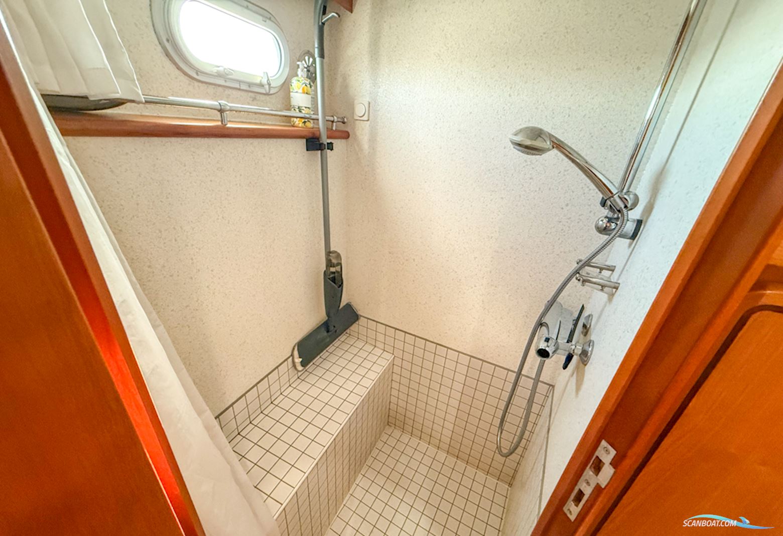 Linssen Grand Sturdy 410 AC