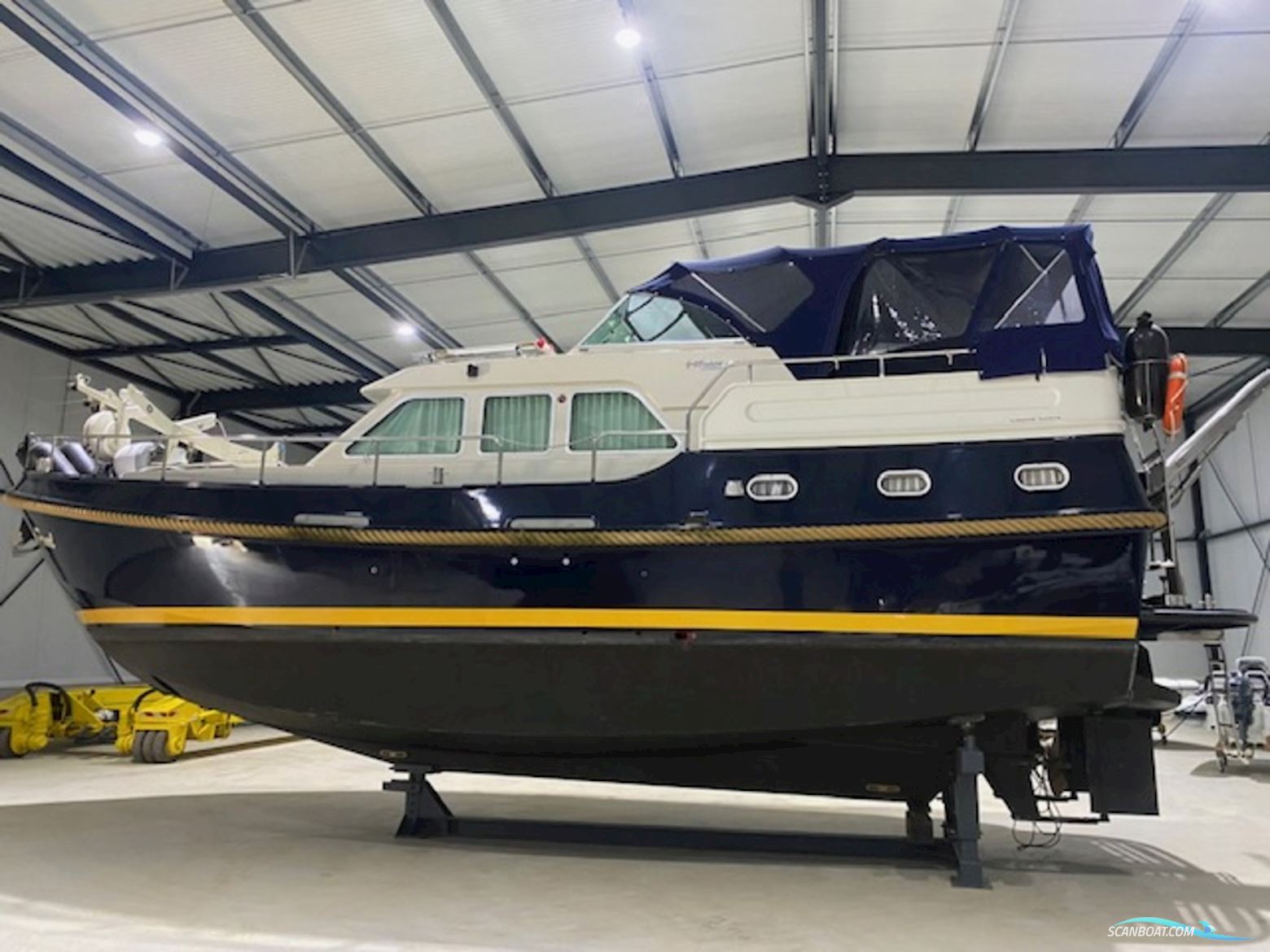 Linssen Grand Sturdy 410 AC Twin