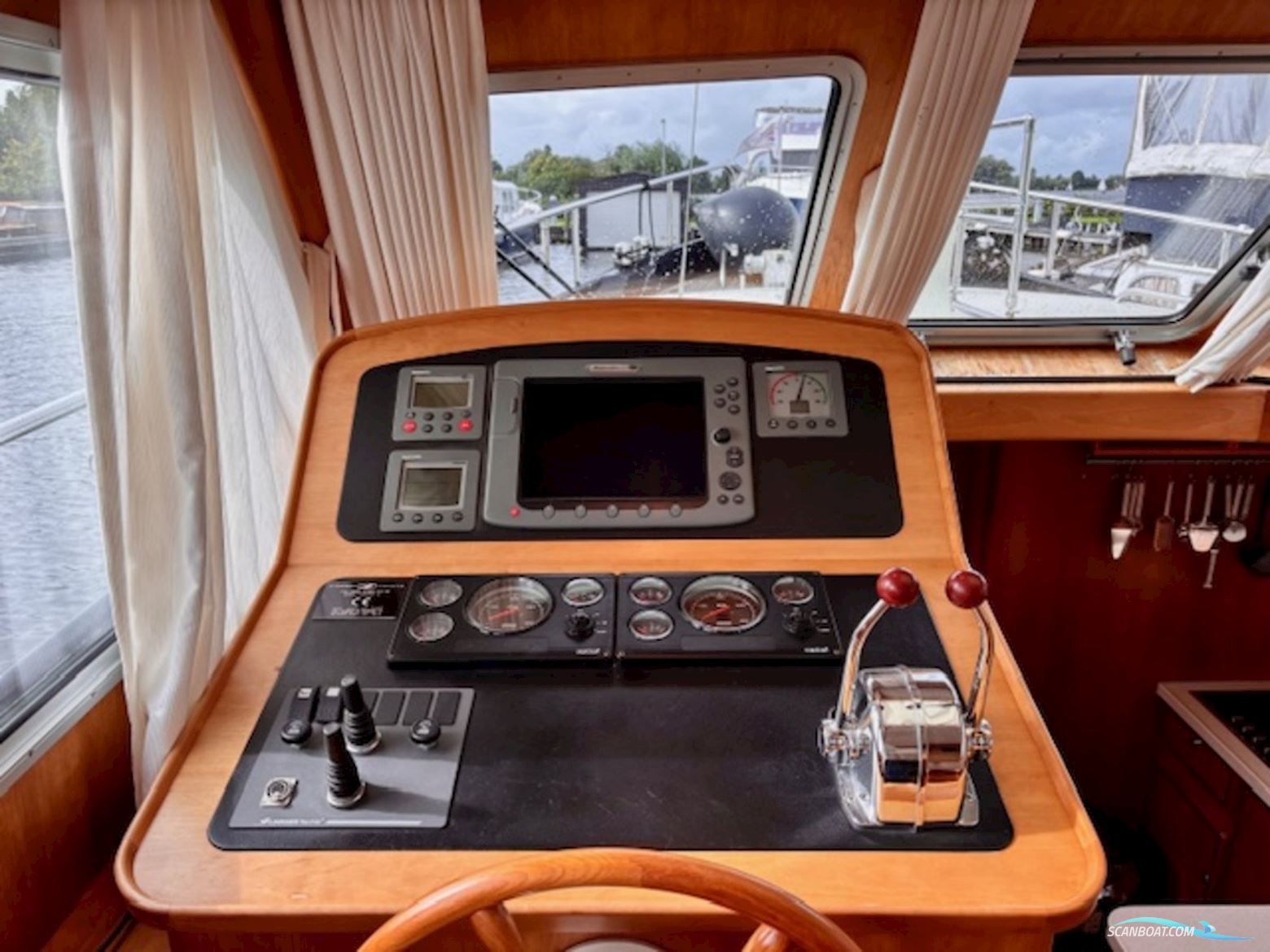 Linssen Grand Sturdy 410 AC Twin