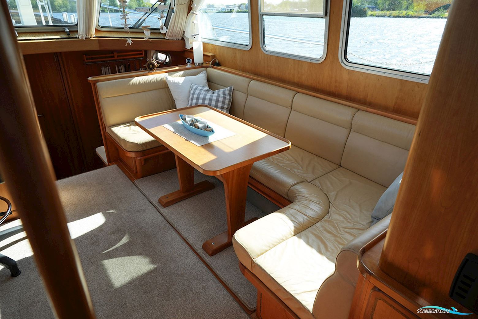 Linssen Grand Sturdy 410 AC Twin