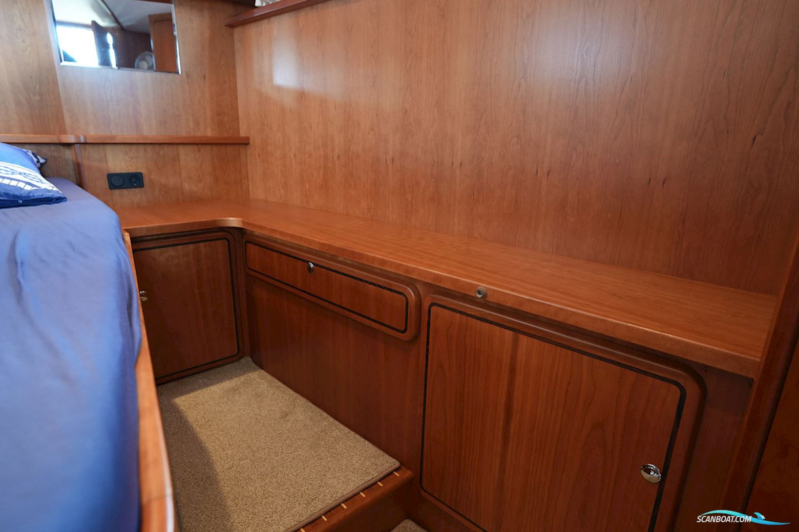 Linssen Grand Sturdy 410 AC Twin