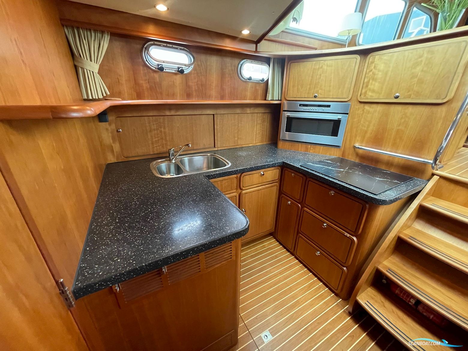 Linssen Grand Sturdy 430 AC Mkii Twin Met Stabilizers