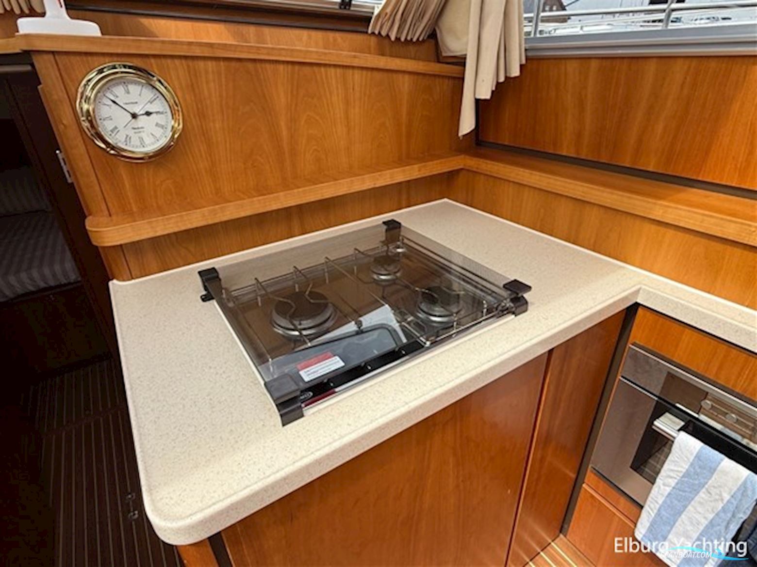 Linssen Grand Sturdy 43.9 Sedan