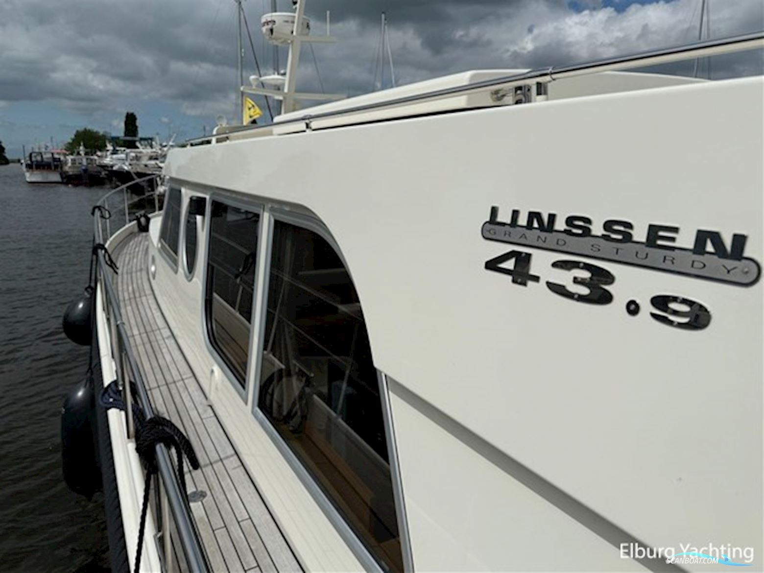 Linssen Grand Sturdy 43.9 Sedan