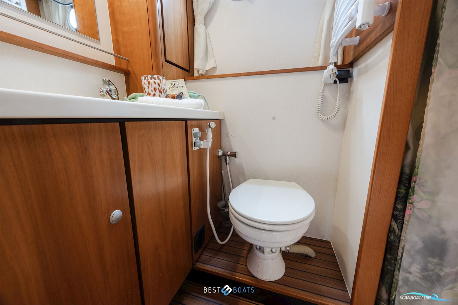Linssen Grand Sturdy 45.9 AC Twin