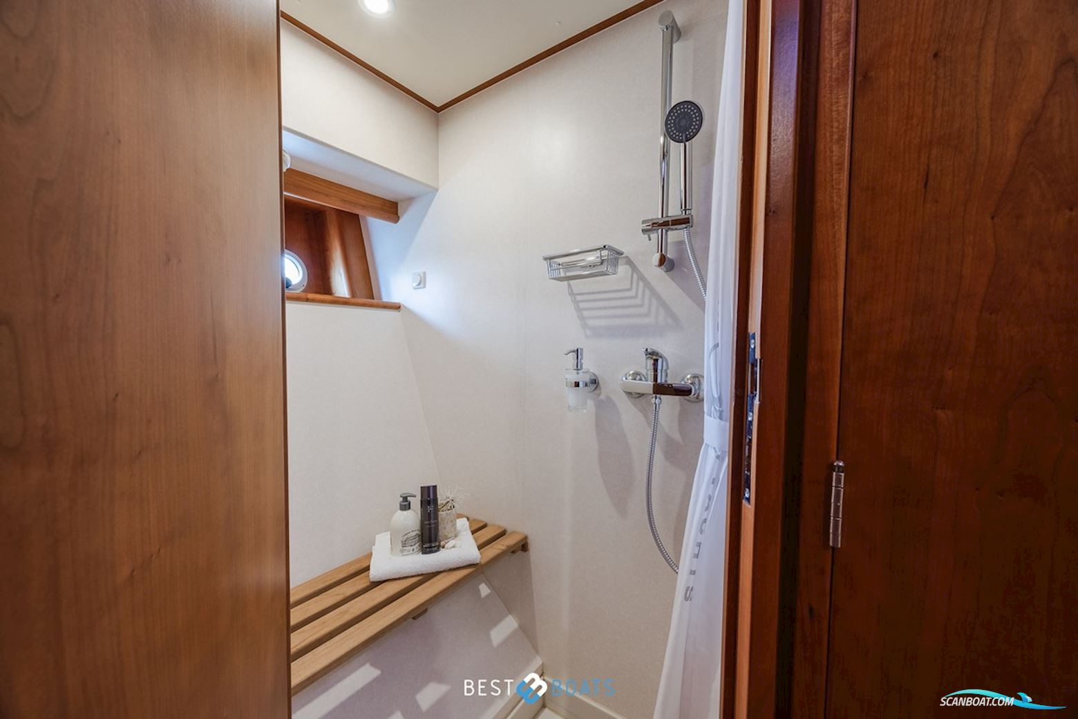 Linssen Grand Sturdy 470 AC Mark II Twin
