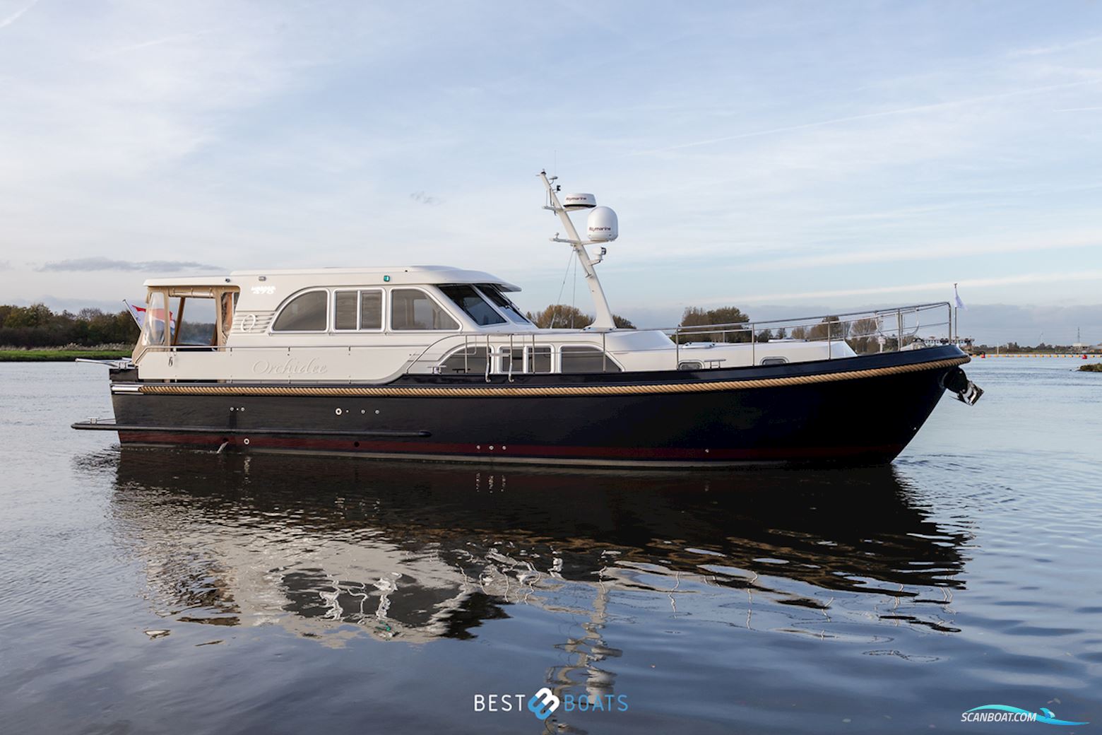 Linssen Grand Sturdy 470 Wheelhouse Motorboten 2017, met Volvo Penta is een Zweeds merk dat wereldwijd bekendstaat om betrouwbare en krachtige scheepsmotoren en aandrijfsystemen. Ze leveren zowel diesel- al motor, The Netherlands