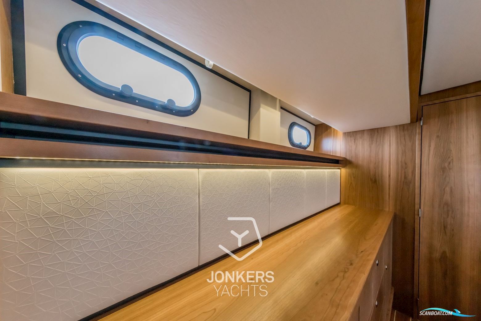 Linssen Grand Sturdy 500 AC Variotop