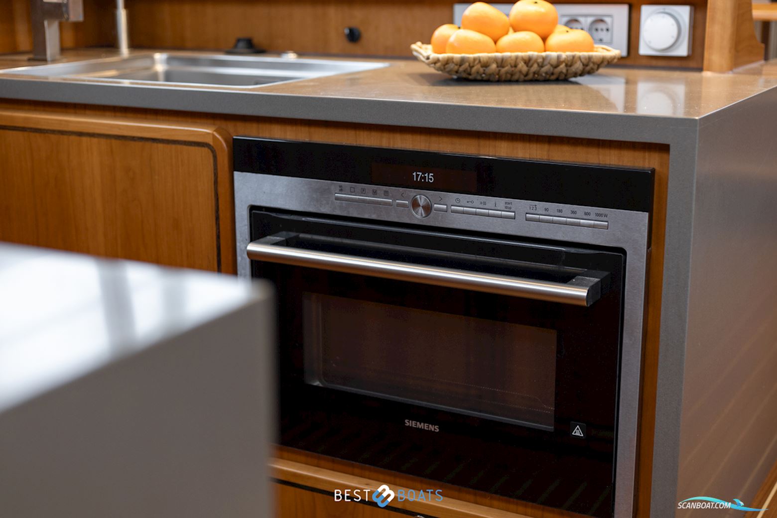 Linssen Grand Sturdy 500 AC Wheelhouse Long Top