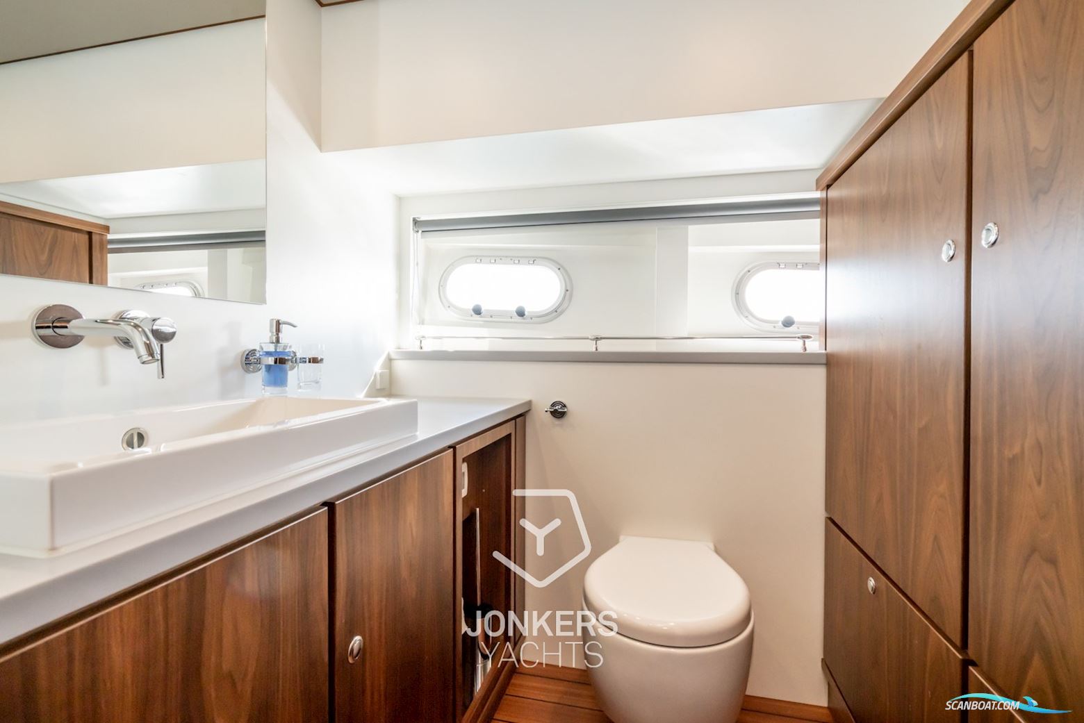 Linssen Grand Sturdy 590 AC Wheelhouse