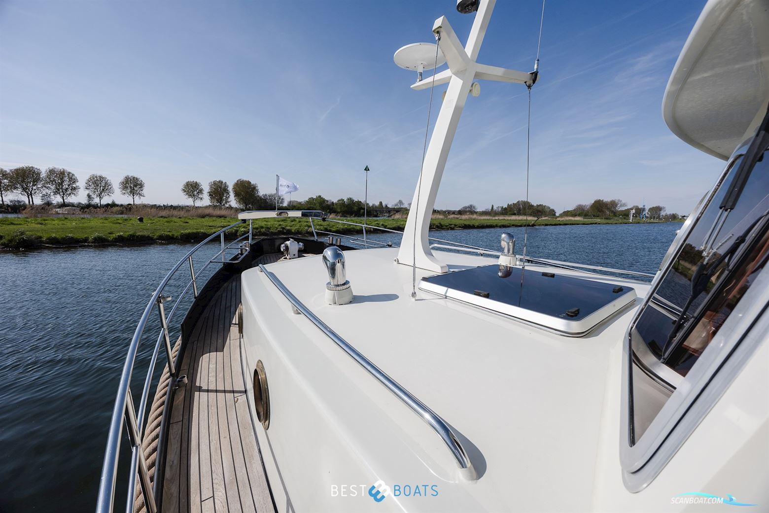 Linssen St. Jozef 1050 Salon