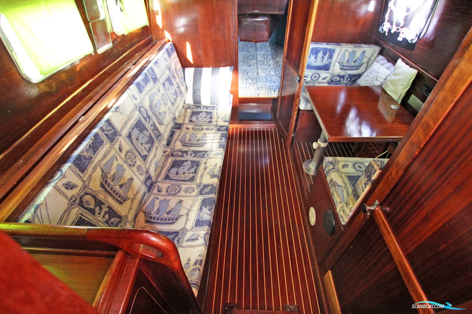 Llaut Menorquin Tiburon 44