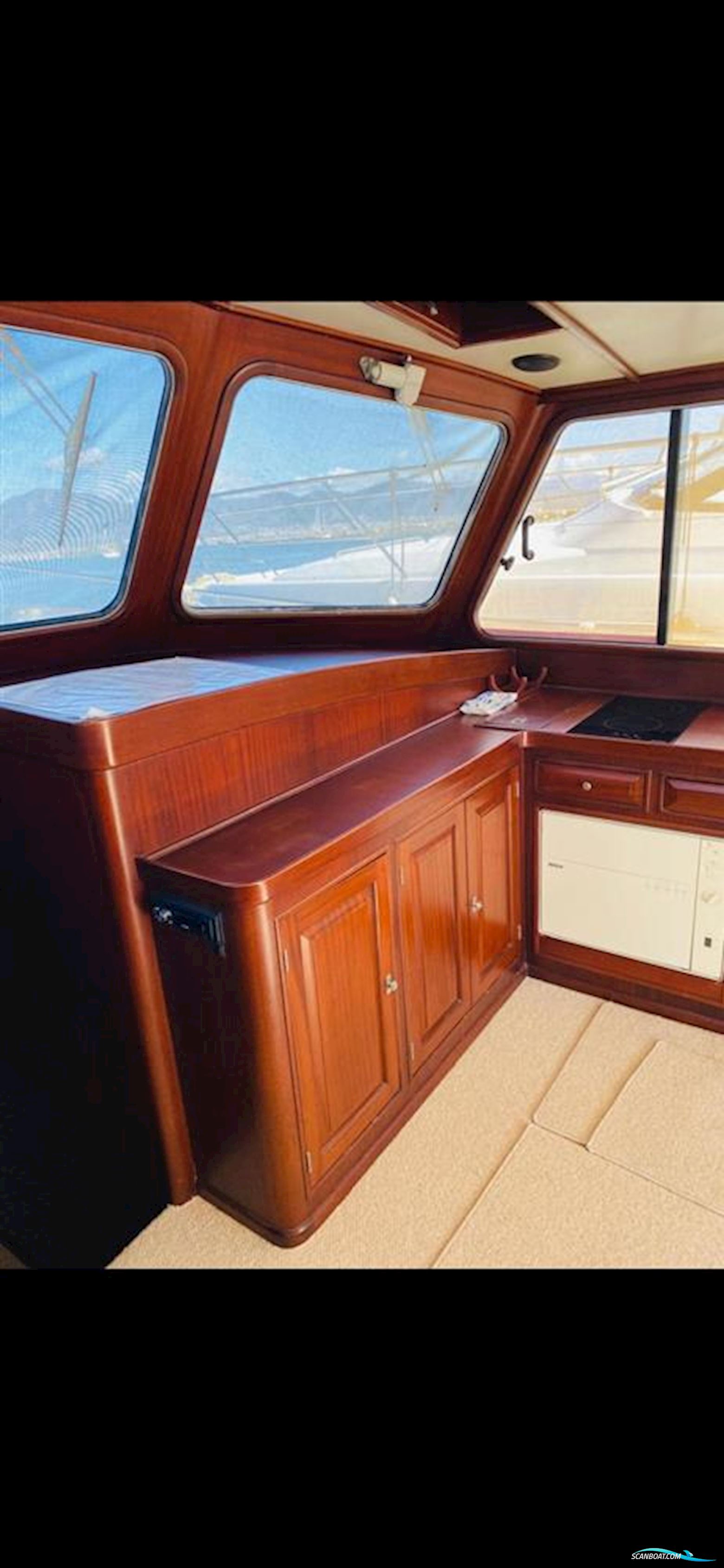 Lobster 46 Flybridge