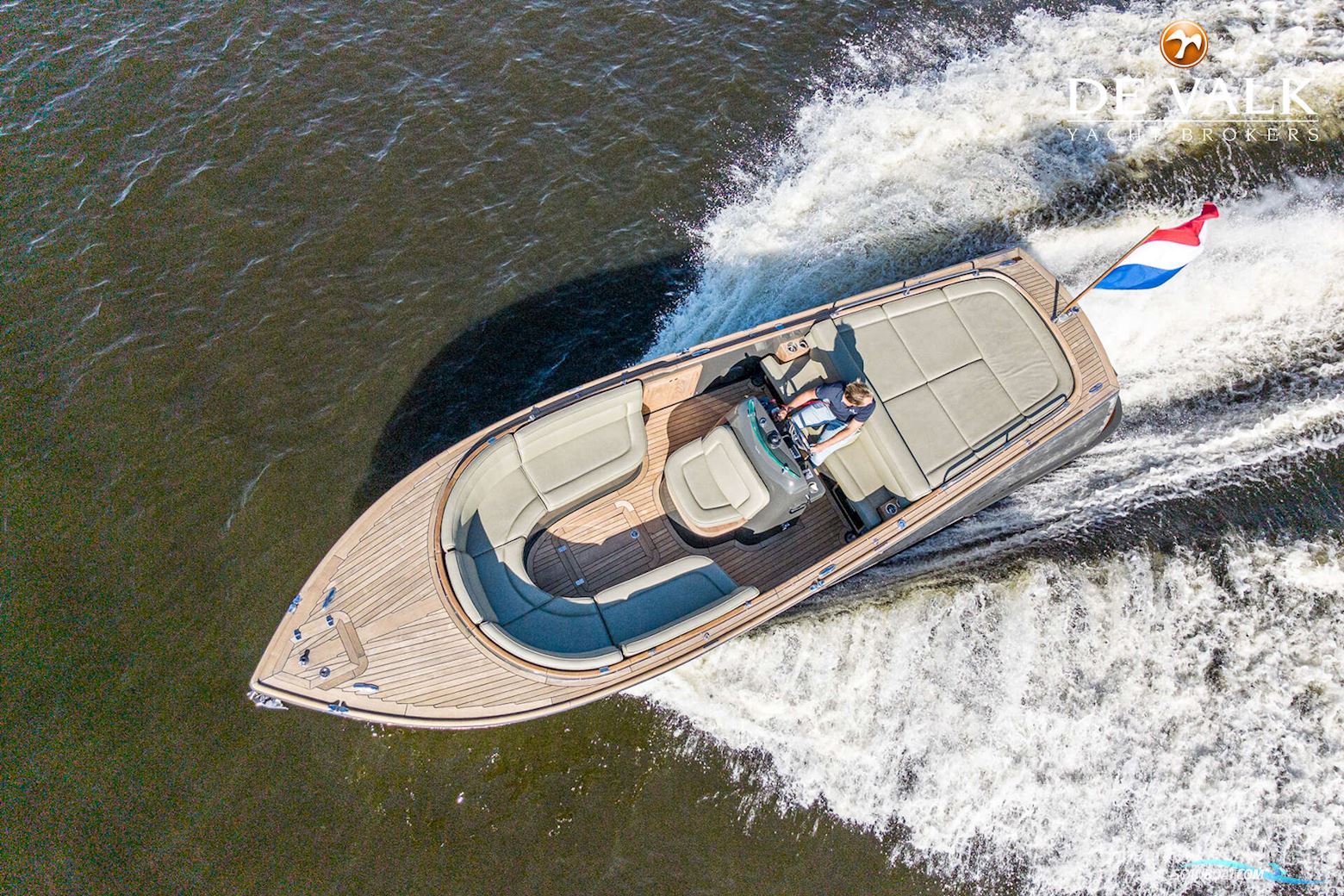 Long Island 28 Sportsman