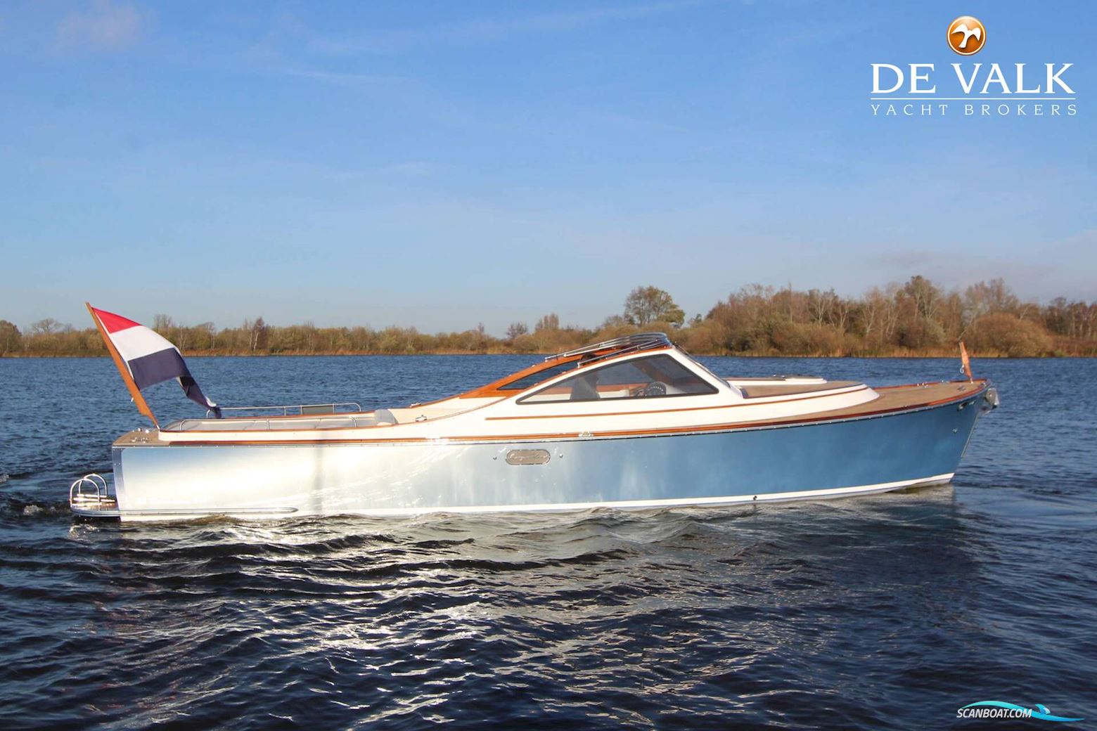 Long Island 33 Runabout