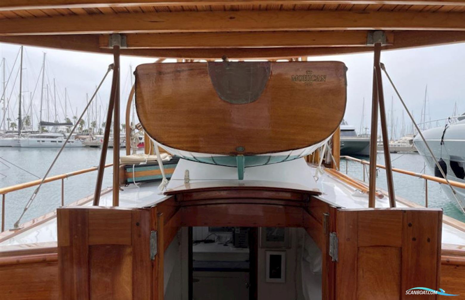 Long Island Express Cruiser