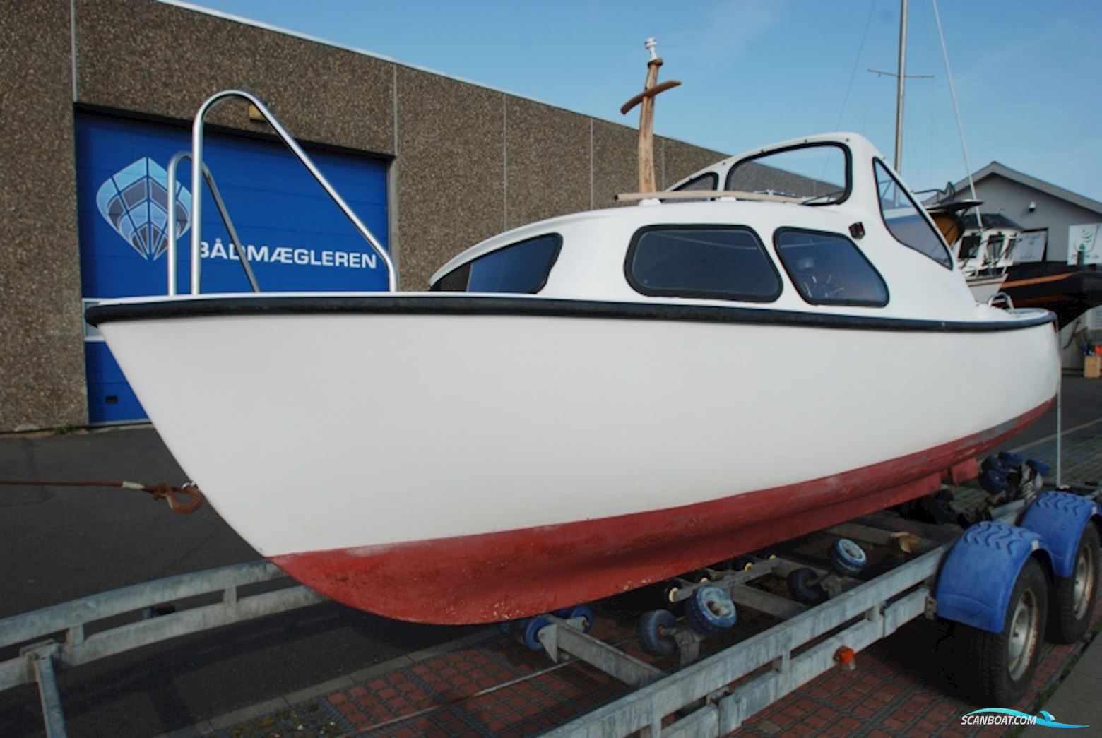 Luna 19 Motorbåd