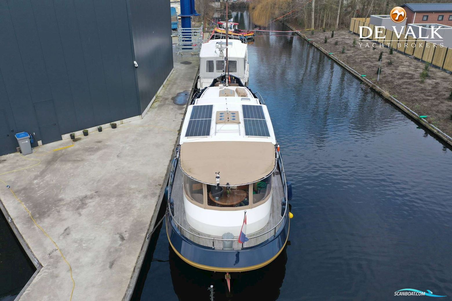 Luxe Motor 1900 Dutch Traveller