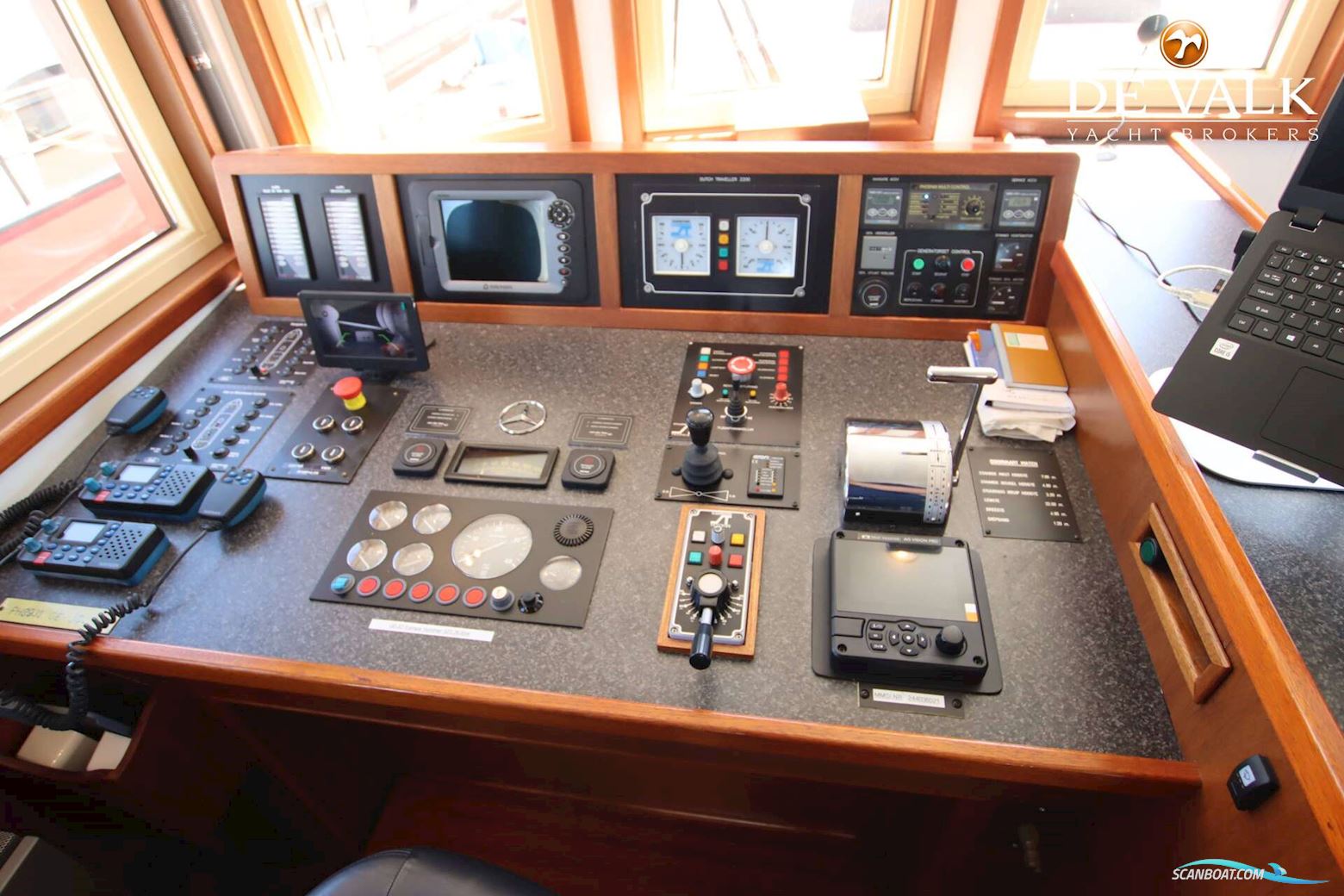 Luxe Motor 22 m