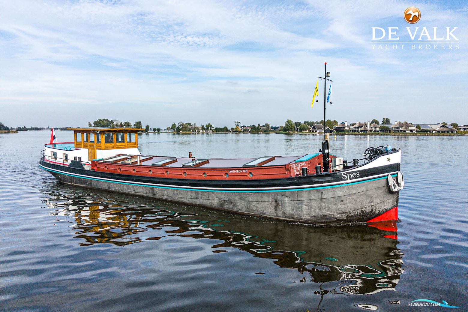 Luxe Motor 28M