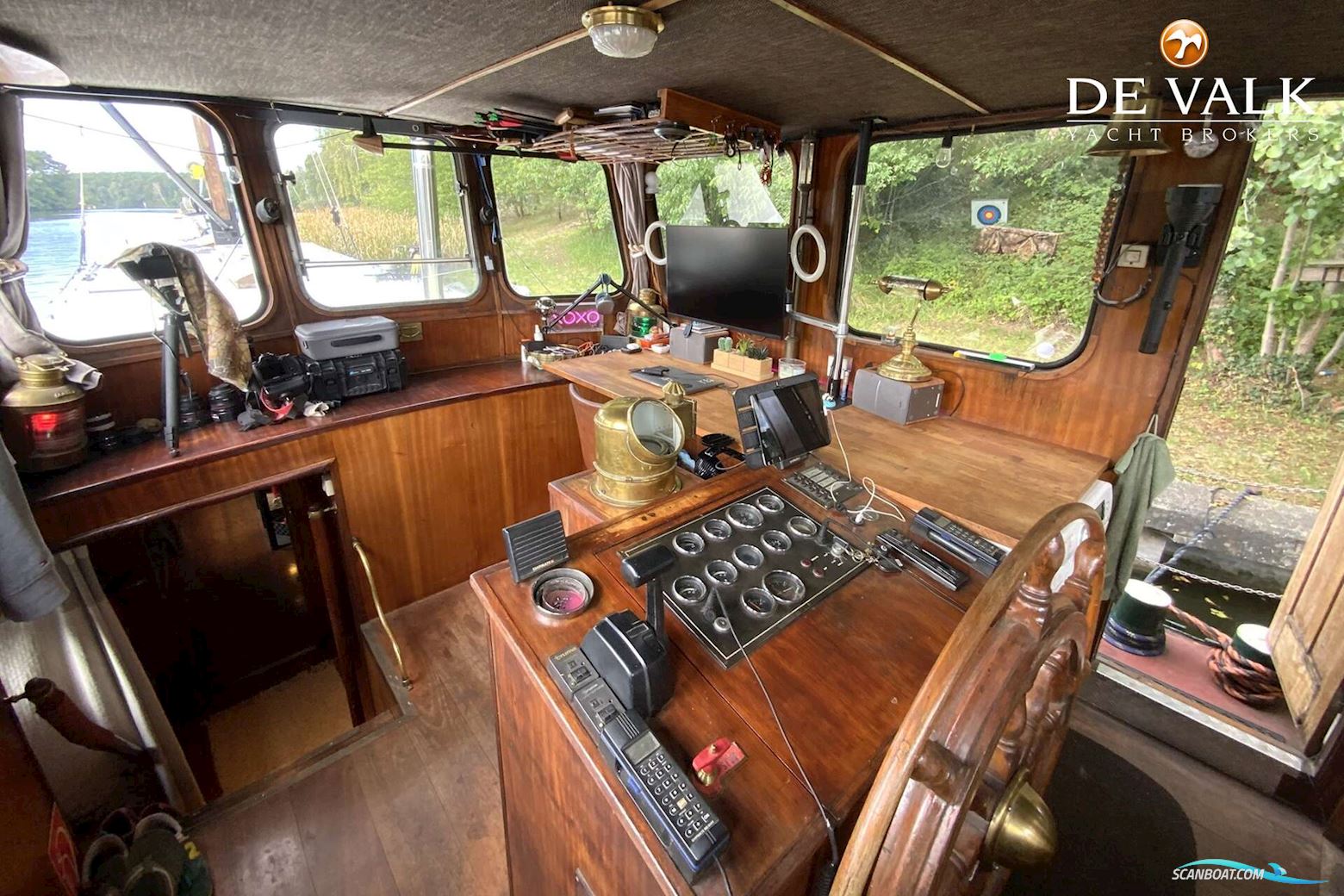 Luxe Motor Tjalk 23m