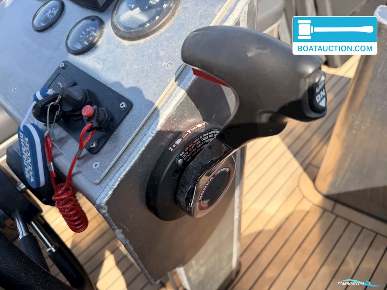 Luxury Alu Tender 65