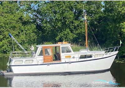 Maaskruiser Motorboten 1982, met Mercedes OM602 motor, Duitsland