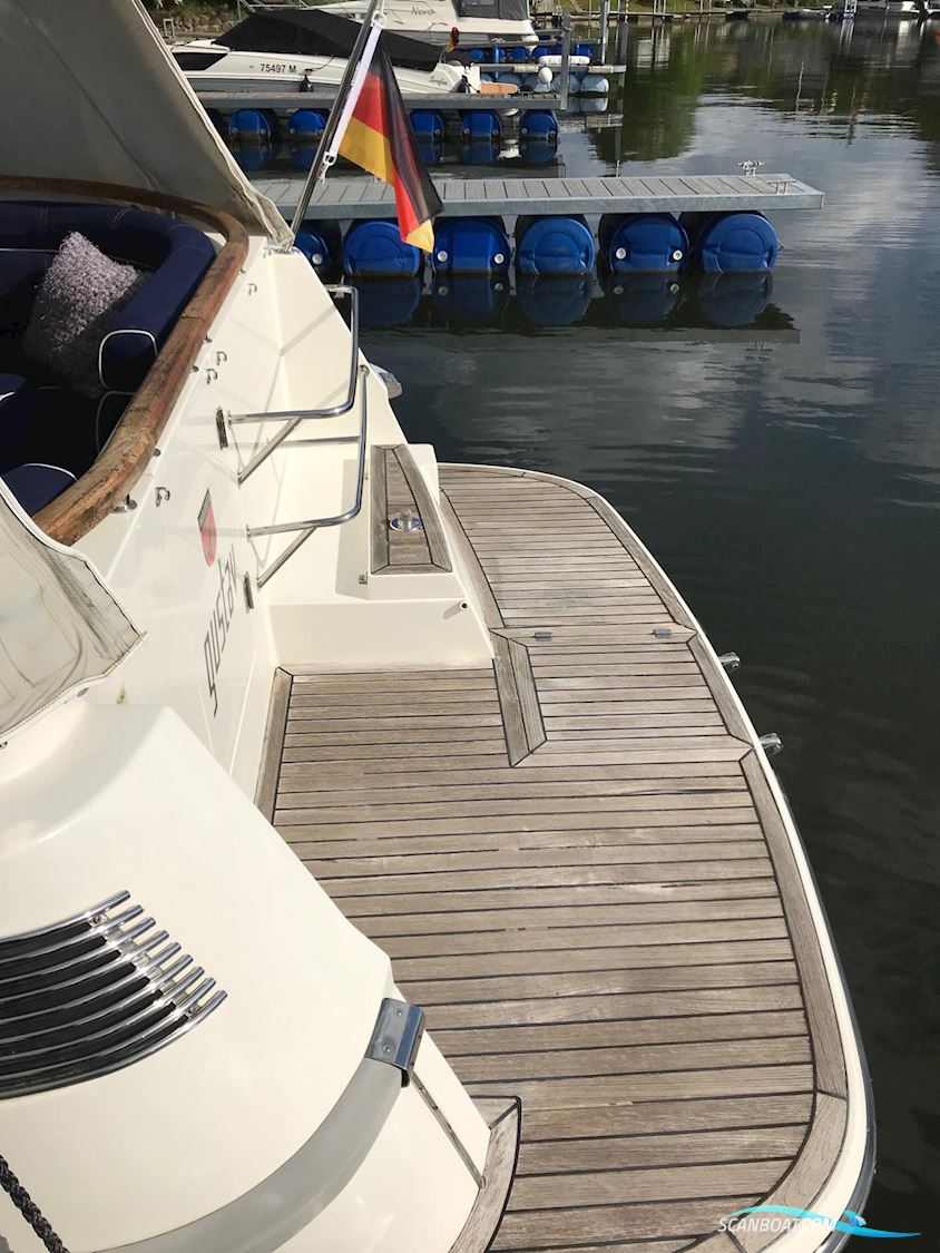 Marex 300 Sun Cruiser