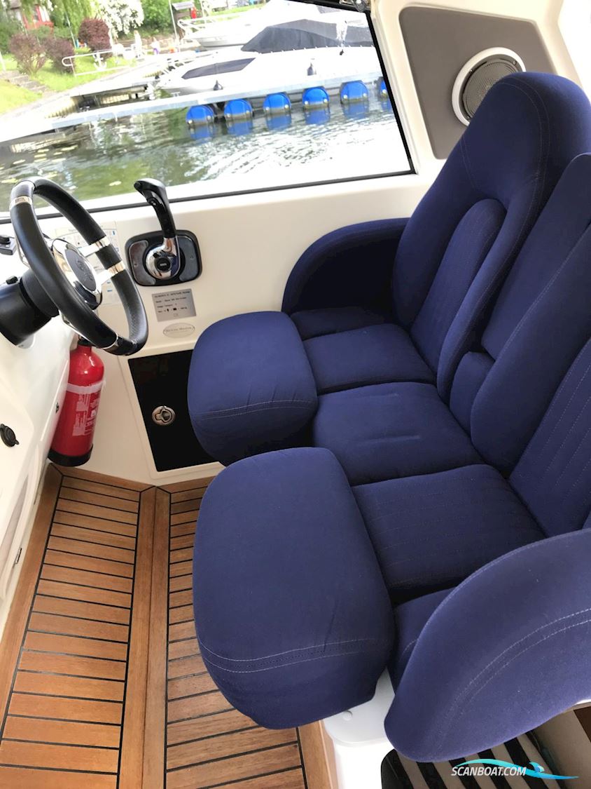Marex 300 Sun Cruiser