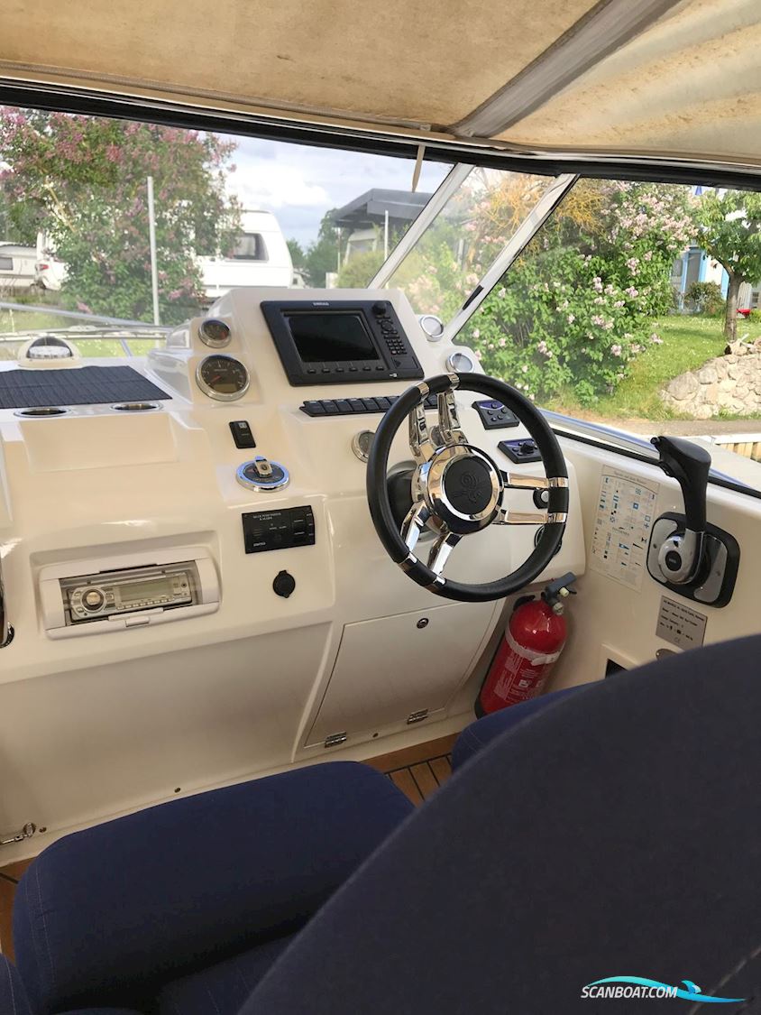 Marex 300 Sun Cruiser
