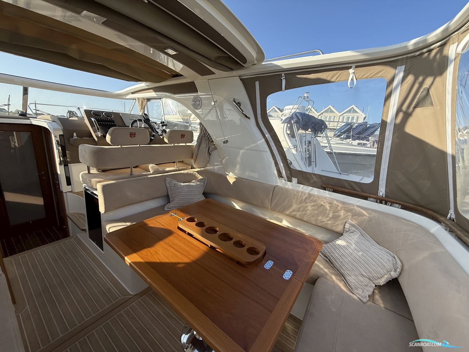 Marex 310 Sun Cruiser