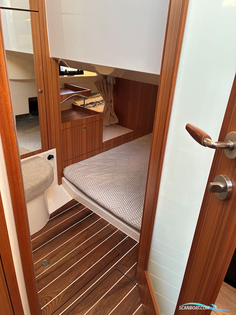 Marex 310 Sun Cruiser