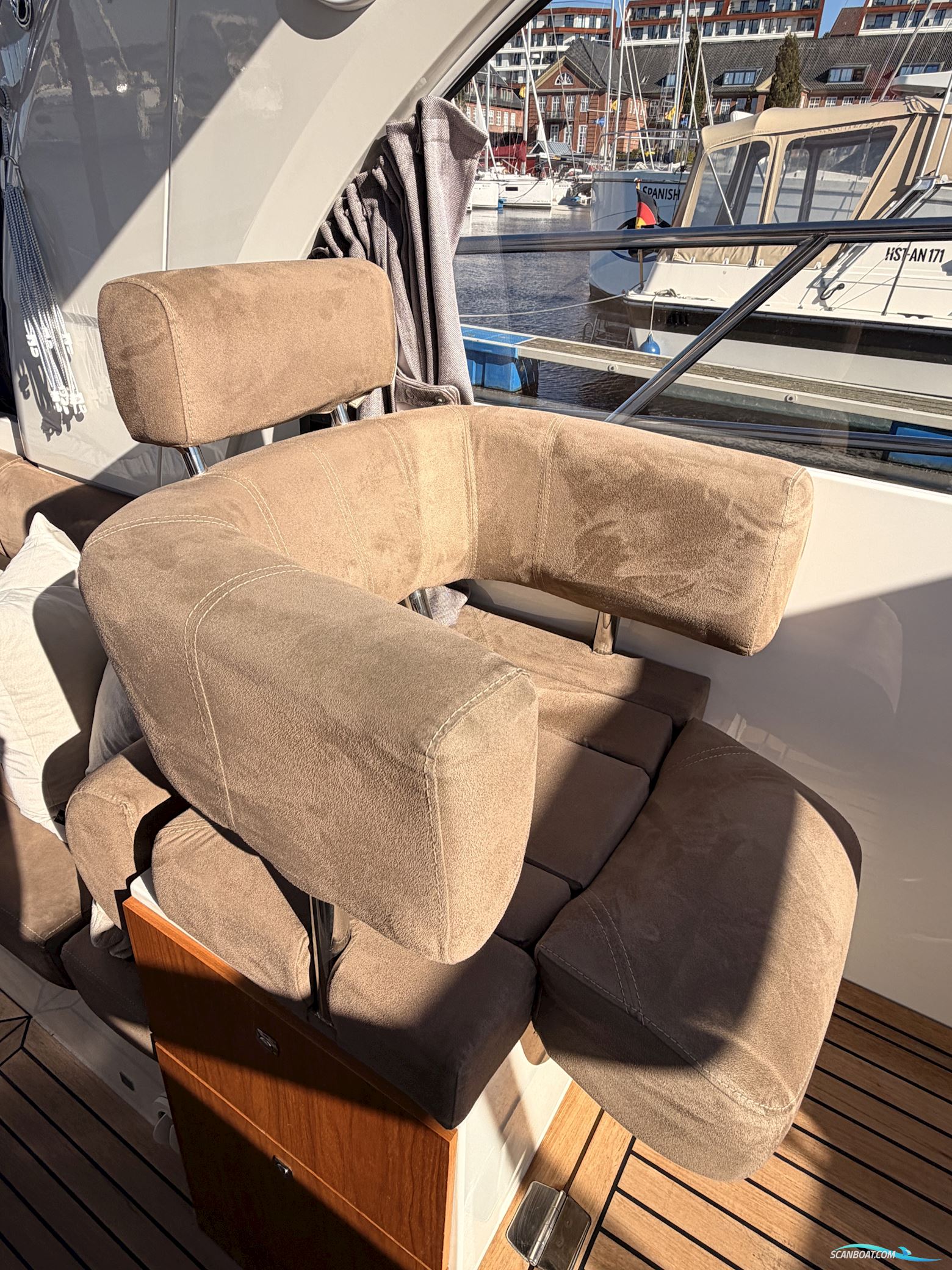 Marex 310 Sun Cruiser