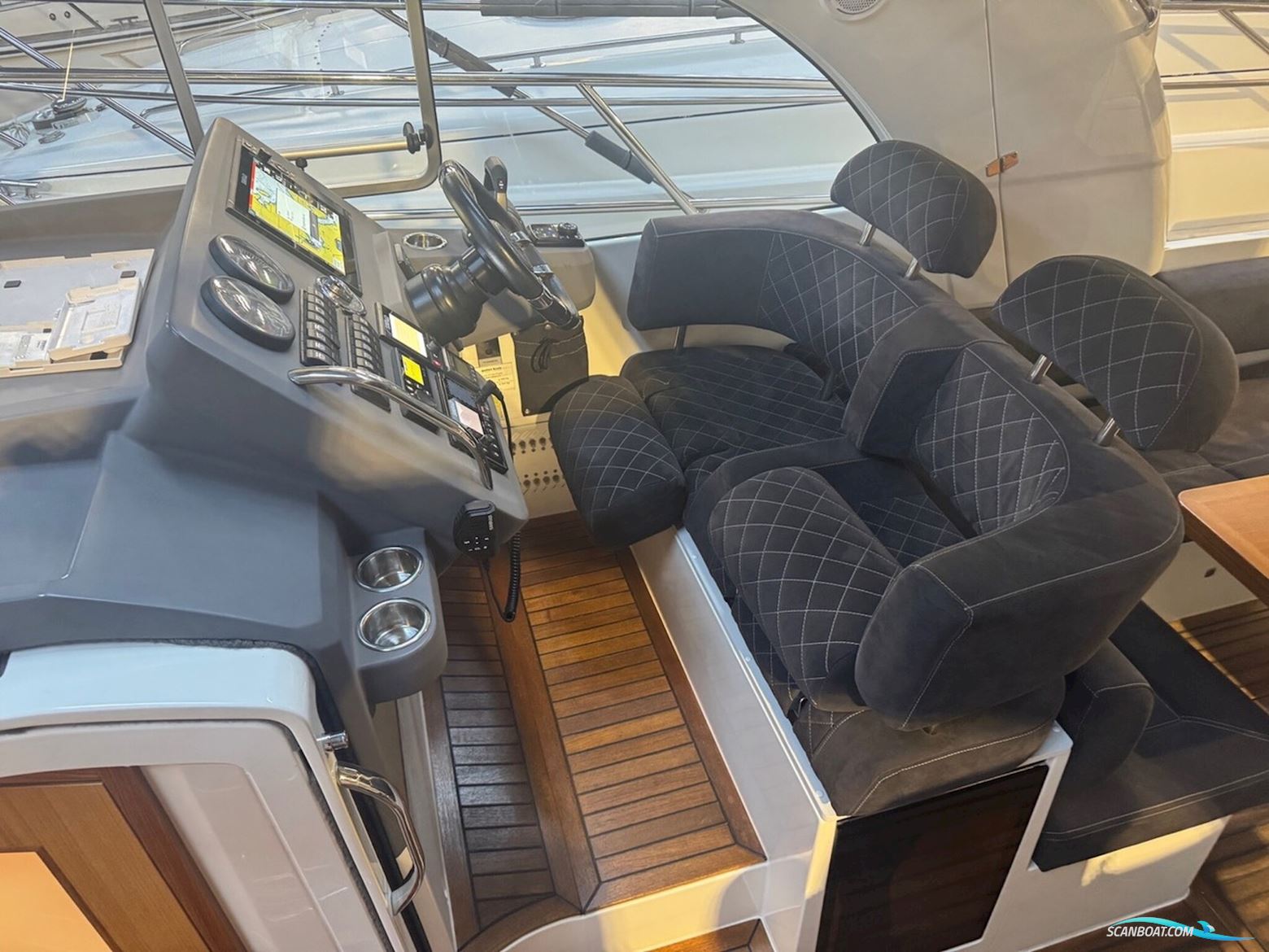 Marex 310 Sun Cruiser