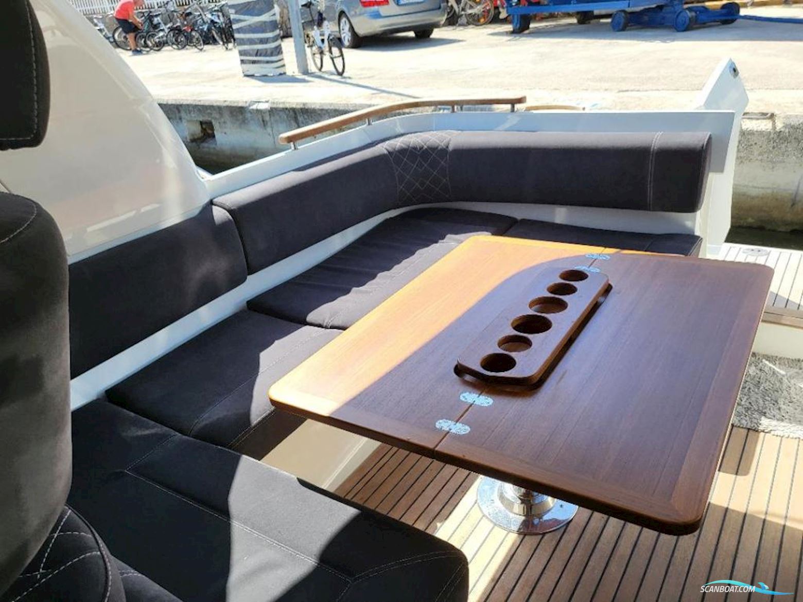 Marex 310 Suncruiser