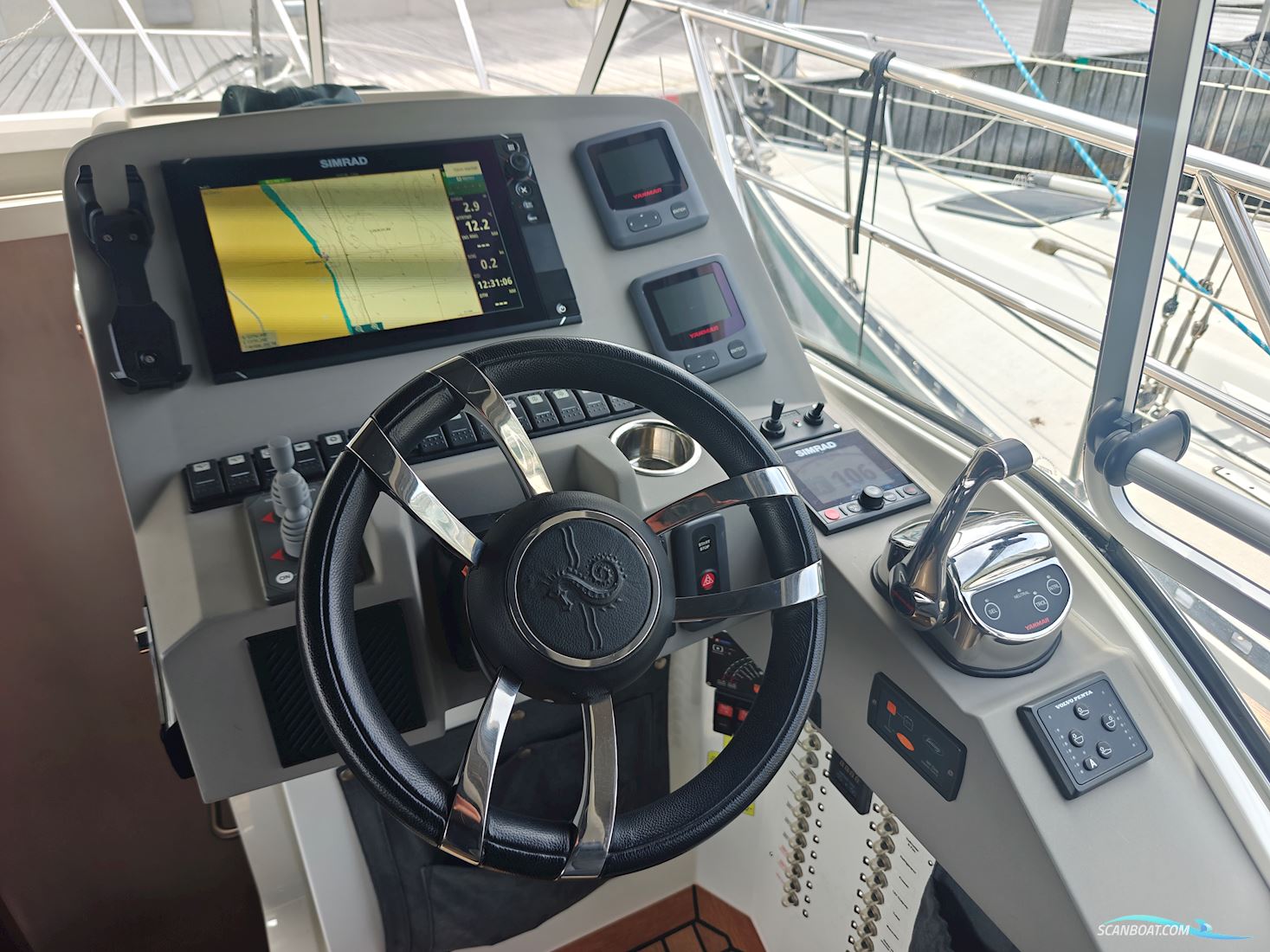 Marex 320 Aft Cabin Cruiser